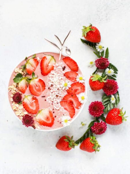 Bangkok Coconut and Strawberry Cake Recipe in 5 mins brenda godinez nkHBFwVBzkg unsplash 1