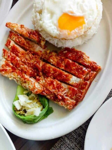 Nasi Goreng (Indonesian Fried Rice) pexels gerald jake abangan 2689421201 768x840 1 1